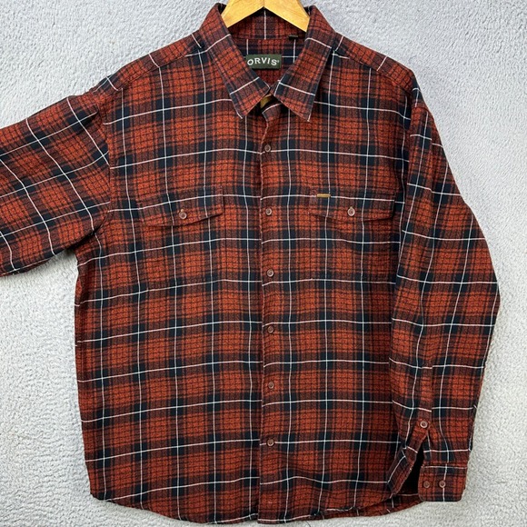 Orvis Shirt Flannel Men XL Orange Black Plaid Button Up Long Sleeve Flap Pockets
